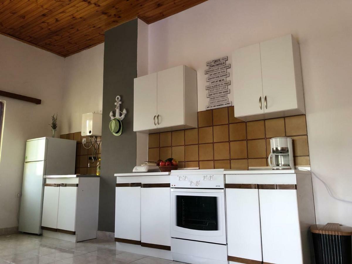 .....Und Der Hund Darf Mit Apartman Privlaka  Kültér fotó